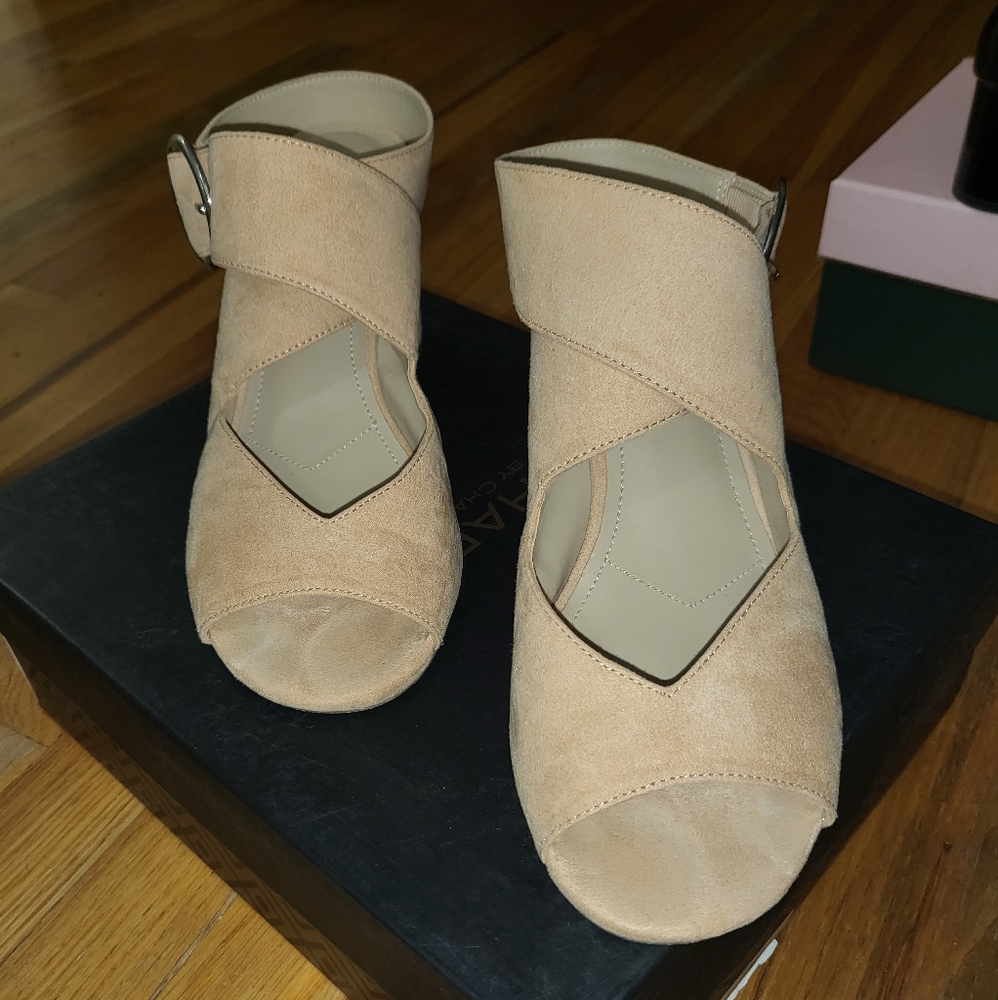 Charles David heeled sandal